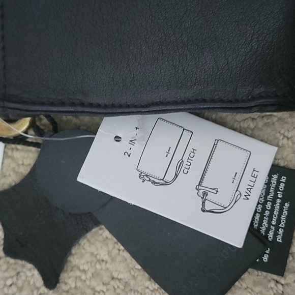 NEW! DAY & MOOD Anthropologie Black Leather 2 in 1 Wristlet & Wallet. - Picture 3 of 6